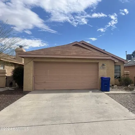Buy this 3 bed house on 2363 South Don Roser Drive in Las Cruces, NM 88011