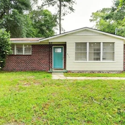 Buy this 2 bed house on 821 Remington Avenue in McLoughlin Heights, Thomasville