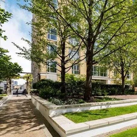 Image 1 - One Westferry Circus, 1 Westferry Circus, Canary Wharf, London, E14 4HD, United Kingdom - Apartment for rent