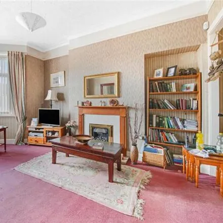 Image 2 - Bellesleyhill Road, Ayr, KA8 8JT, United Kingdom - Townhouse for sale