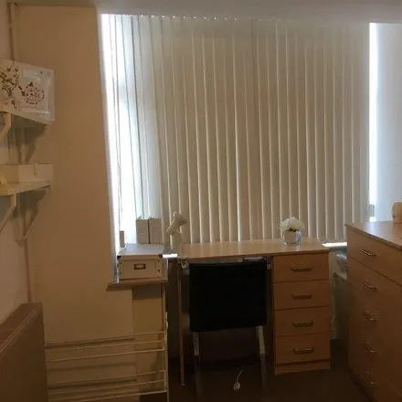 Image 6 - Birmingham St Mary's Hospice, Raddlebarn Road, Selly Oak, B29 7DA, United Kingdom - Room for rent