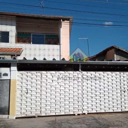 Buy this 7 bed house on Rua Capitão Paulo José Menezes Filho in Areão, Taubaté - SP