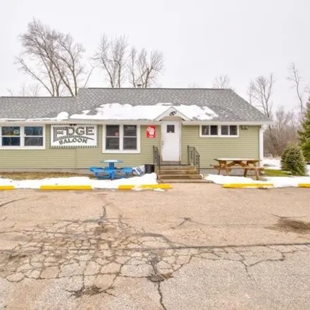 Buy this 4 bed house on 2361 Doran Street in Oconto, WI 54153