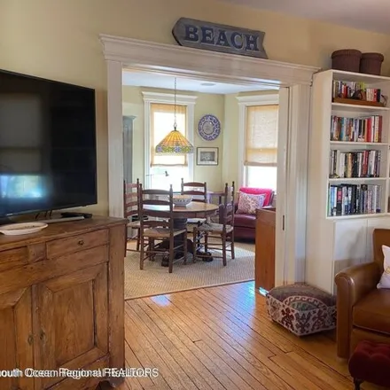Image 5 - 162 Lawrence Avenue, Ocean Grove, Neptune Township, NJ 07756, USA - House for rent
