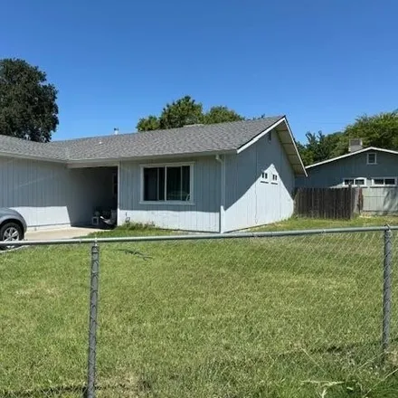 Buy this 3 bed house on 393 Santiago Avenue in Sacramento, CA 95815