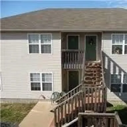 Rent this 2 bed apartment on 605 Birmingham Street Southwest in Gravette, AR 72736