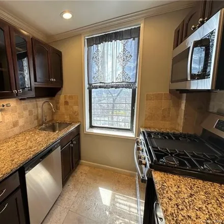 Image 3 - 121 South Highland Avenue, Sparta, Village of Ossining, NY 10562, USA - Apartment for sale