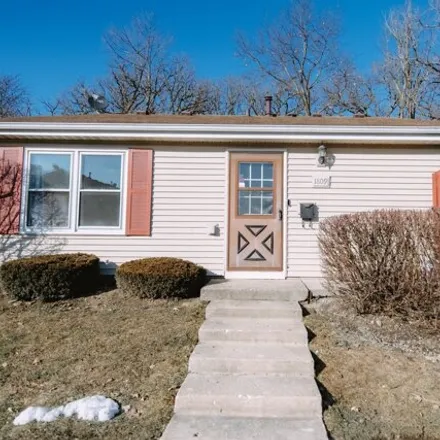 Buy this 2 bed house on Abby Wood Drive in Hoffman Estates, Schaumburg Township