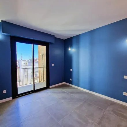 Rent this 3 bed apartment on Parking de l'Église in Rue Arago, 10100 Romilly-sur-Seine
