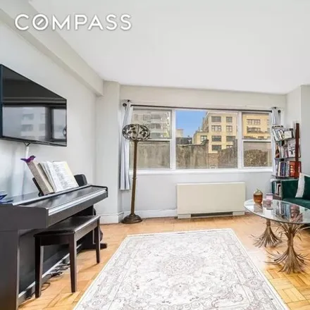 Rent this studio house on 321 East 48th Street in New York, NY 10017