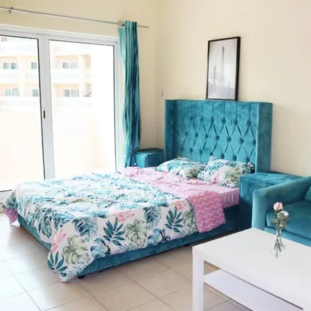 Rent this 1 bed apartment on 14 in 1b Street, Discovery Gardens