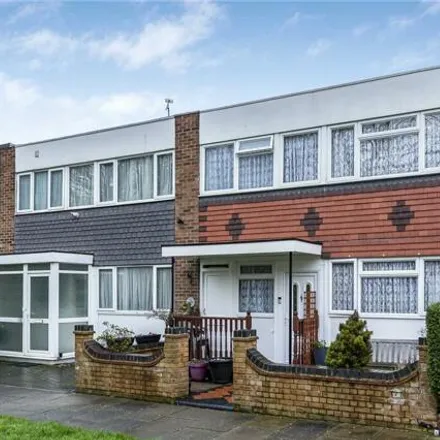 Buy this 3 bed townhouse on Marshalls Grove in London, SE18 5HR