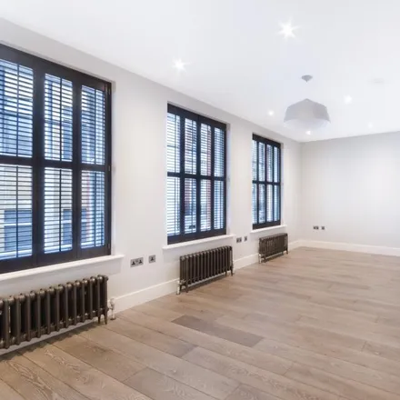 Rent this 2 bed apartment on O'Neills in Wardour Street, London