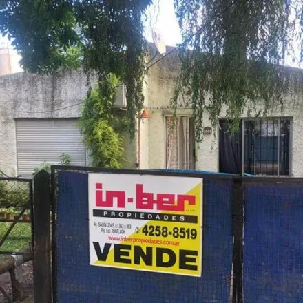 Buy this 2 bed house on Domingo Martínez de Irala 2097 in Partido de Florencio Varela, B1889 CRA Bosques