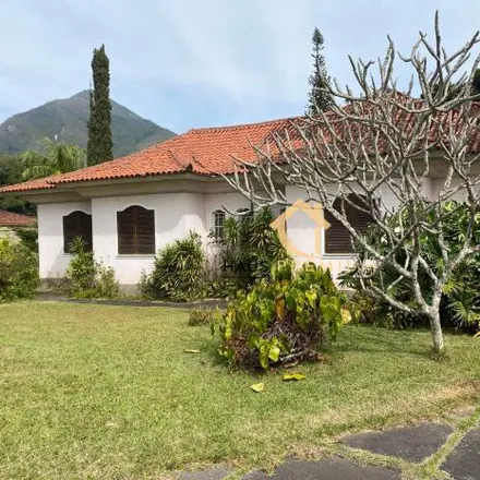 Rent this 4 bed house on Travessa Shangrilá in Várzea, Teresópolis - RJ