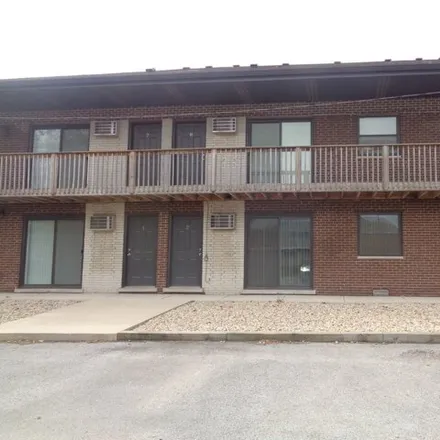 Rent this 1 bed condo on 10814 75th Avenue in Worth, IL 60482