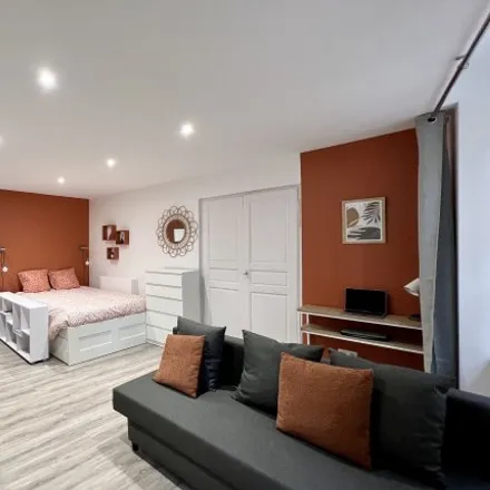 Image 5 - Brioude, ARA, FR - Room for rent