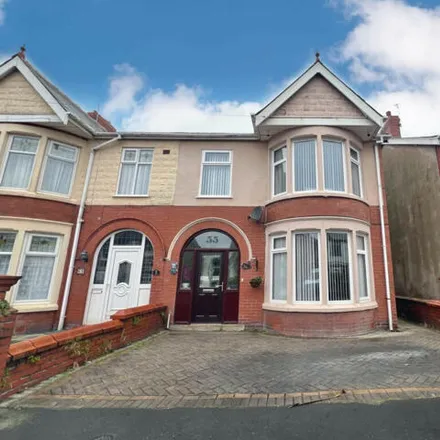Buy this 3 bed duplex on Cornwall Avenue in Blackpool, FY2 9QL