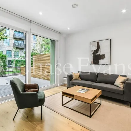 Rent this 3 bed townhouse on Garden Houses in Wansey Street, London