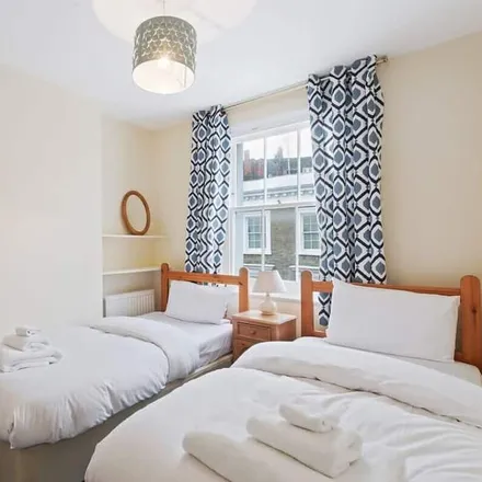 Image 2 - London, SW1V 2DH, United Kingdom - Apartment for rent