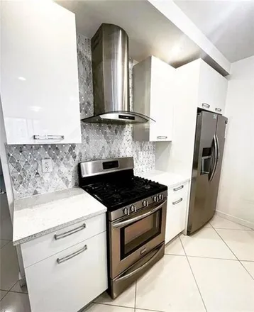 Rent this 3 bed condo on 1657 East 19th Street in New York, NY 11229