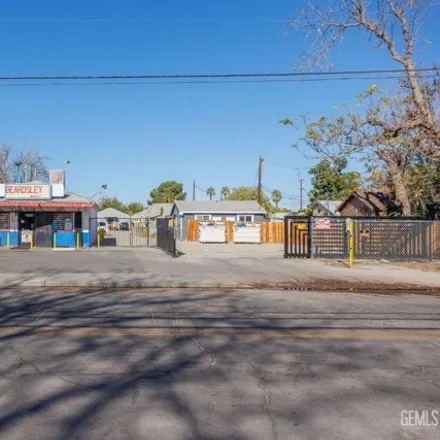 Buy this studio house on unnamed road in Kern County, CA 93301