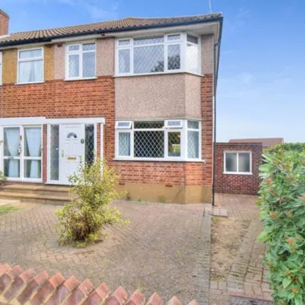 Buy this 3 bed house on St Michael's Church Hall in Mill Road, Aveley