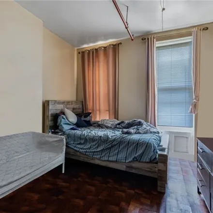 Image 7 - 409 E 139th St, New York, 10454 - House for sale