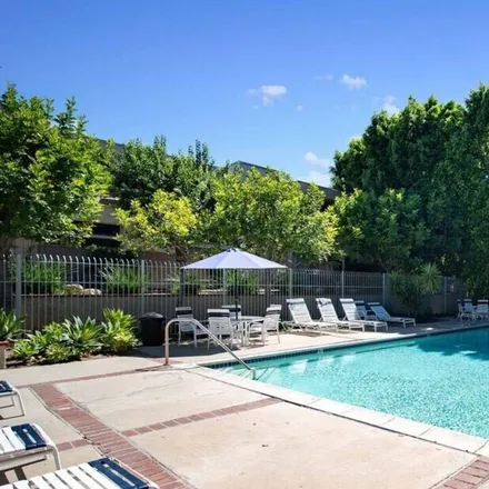 Buy this 3 bed townhouse on 15205 Magnolia Boulevard in Los Angeles, CA 91403