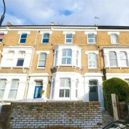 Rent this 1 bed apartment on 22 Frithville Gardens in London, W12 7JJ
