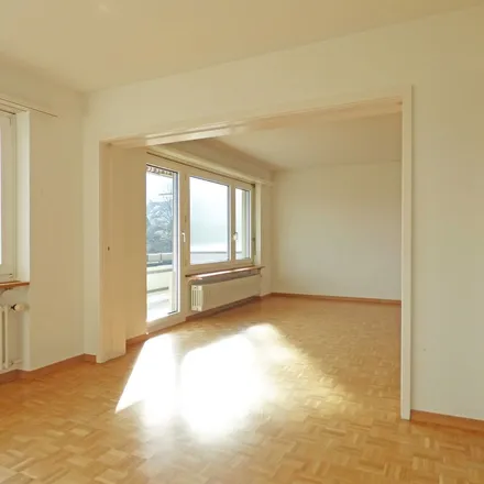 Rent this 3 bed apartment on Alte Landstrasse 12 in 8800 Thalwil, Switzerland