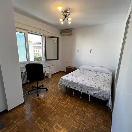 Rent this 4 bed apartment on Calle de Fernando el Católico in 61, 28015 Madrid