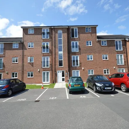 Rent this 2 bed apartment on Lawnhurst Avenue in Wythenshawe, M23 9RW