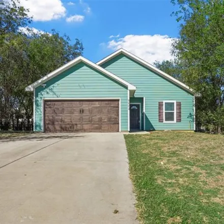 Rent this 3 bed house on 5500 Wellesley Avenue in Fort Worth, TX 76107