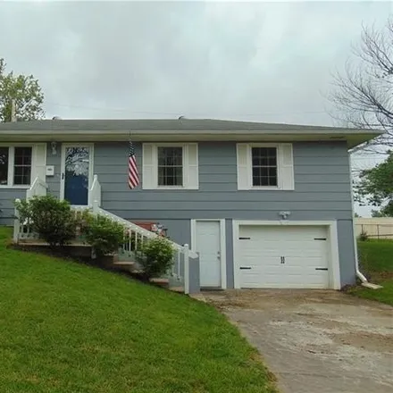 Buy this 3 bed house on 829 Webster Street in Harrisonville, MO 64701