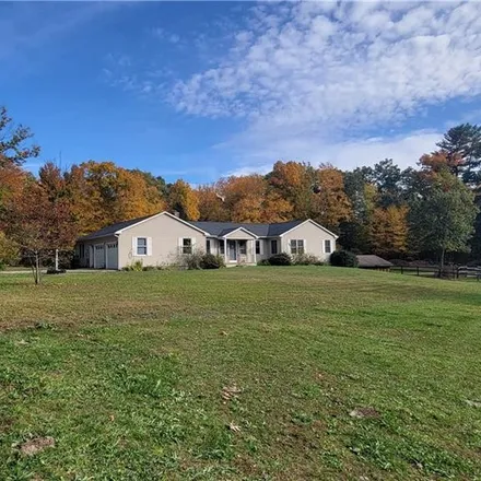 Buy this 3 bed house on 48 Corey Road in Canterbury, CT 06331