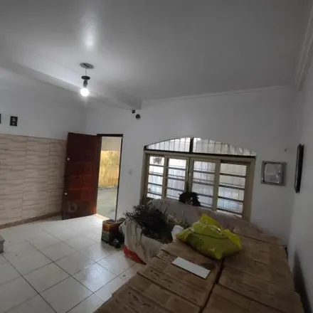 Buy this 3 bed house on Rua Espírito Santo in Boqueirão, Praia Grande - SP