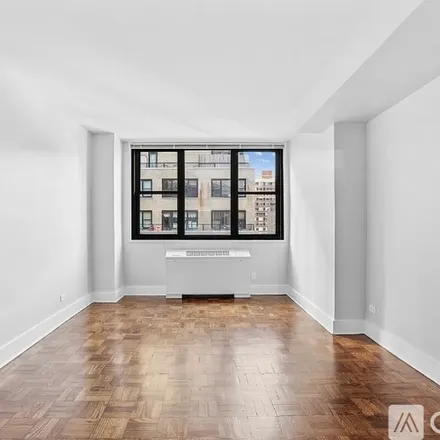 Image 8 - W 58th St, Unit 17D - Apartment for rent