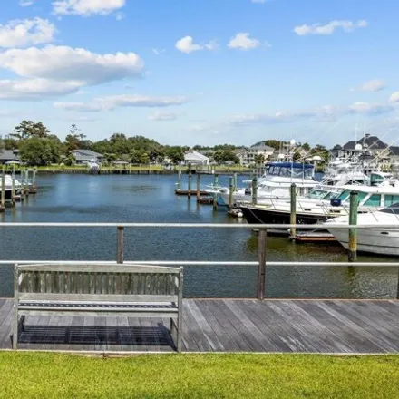 Image 9 - 128 Lands End Road, Spooners Creek East Harbor, Morehead City, NC 28557, USA - Condo for sale
