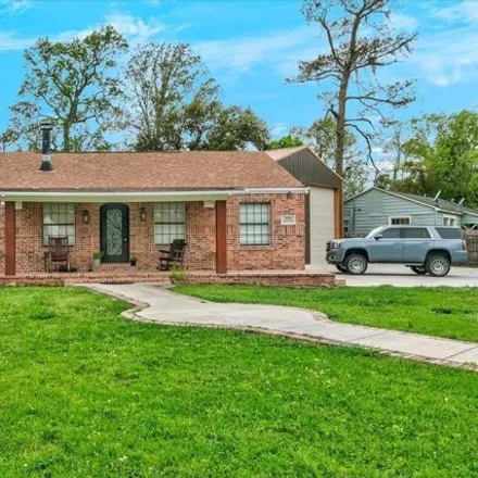 Buy this 3 bed house on 3015 Blackmon Lane in Beaumont, TX 77703