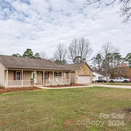 Buy this 3 bed house on 921 Walter Drive in Lincoln County, NC 28092