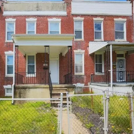 Rent this 4 bed townhouse on 508 N Loudon Ave