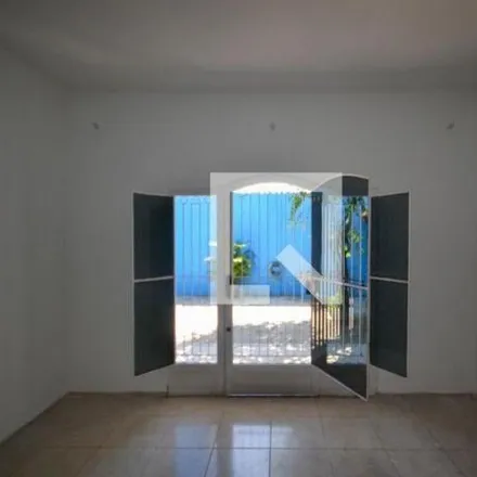 Rent this 3 bed house on Rua Guararapes in São Bernardo, Belford Roxo - RJ