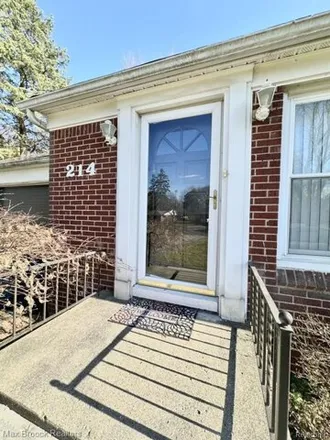 Image 5 - 222 Marlborough Drive, Bloomfield Township, MI 48302, USA - House for rent