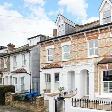 Buy this 5 bed house on 25 Derwent Grove in London, SE22 8EA