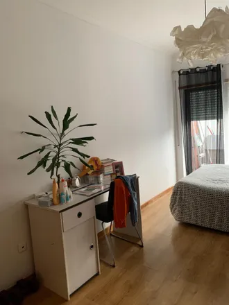 Rent this 3 bed room on Urbanização das Faias in Rua das Faias, 2615-273 Alverca do Ribatejo