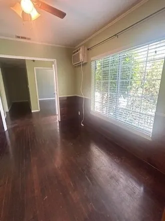 Image 5 - 8131 Potter Avenue, Los Angeles, CA 91605, USA - House for rent
