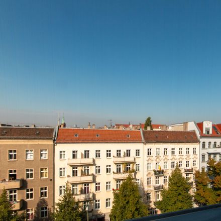 Rent this 2 bed condo on Proskauer Straße 11 in 10247 Berlin, Germany