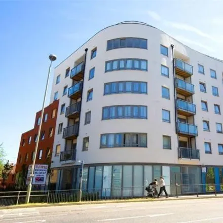 Rent this 2 bed apartment on Ashleigh Court in Lord Street, Watford