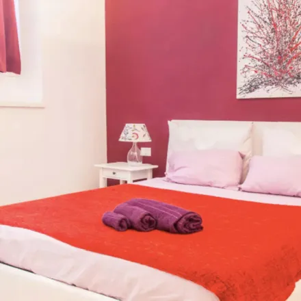 Rent this 2 bed room on Via Amerigo Vespucci in 00153 Rome RM, Italy